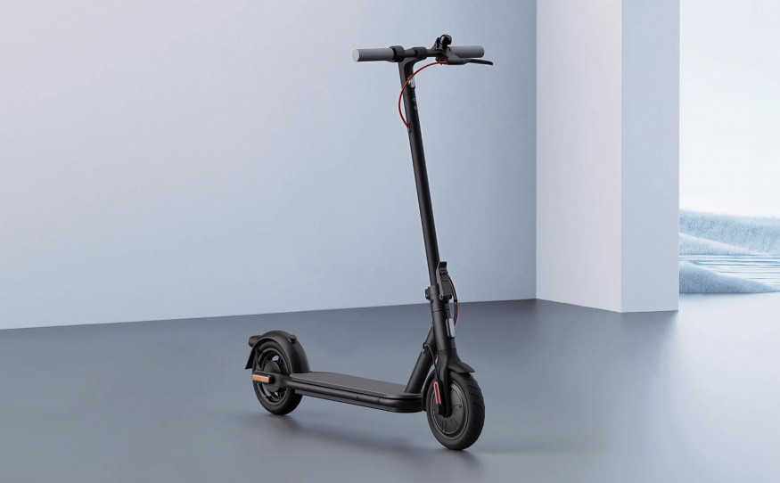 Koloběžka Xiaomi Electric Scooter 4 Lite Koloběžka Xiaomi Electric Scooter 4 Lite