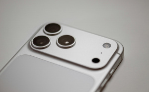 Chytrý telefon iPhone 17 Pro