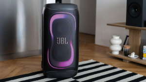 Recenze reproduktoru JBL PartyBox 330: masivní basy, světelná show i karaoke s AI funkcemi