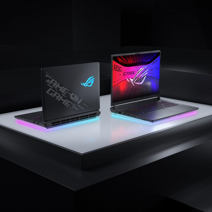 Rog Strix Scar 18 na tiskovém snímku Rog Strix Scar 18 na tiskovém snímku