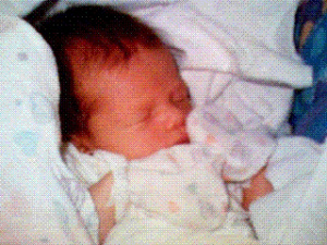 Novorozená Sophie Kahn na snímku z 11. června 1997