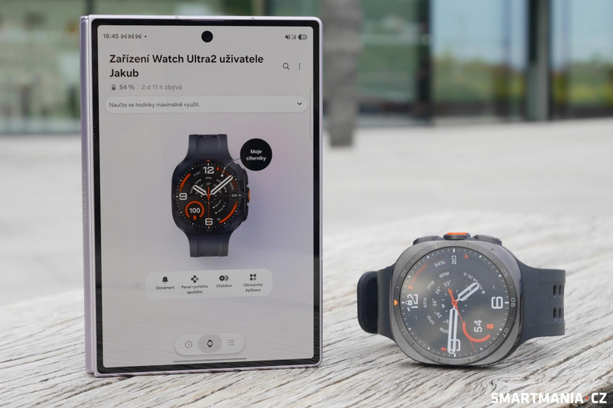 Samsung Galaxy Watch Ultra 2 a aplikace Samsung Wear Samsung Galaxy Watch Ultra 2 a aplikace Samsung Wear