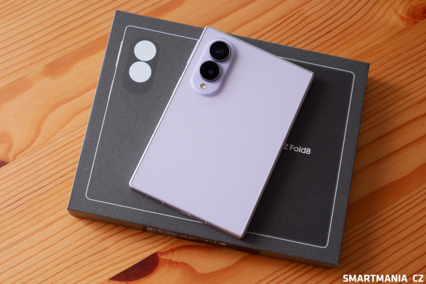 Obsah balení Samsung Galaxy Z Fold 8 Obsah balení Samsung Galaxy Z Fold 8