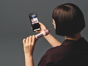 Chytrý zubní kartáček Dyson CameraJet Chytrý zubní kartáček Dyson CameraJet