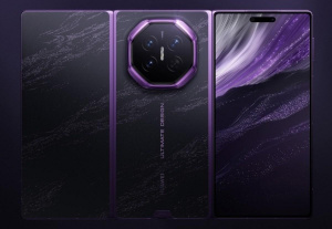 Huawei Mate Xt2 Ultimate Design na tiskovém snímku