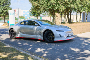 Sportovní elektromobil StudentCar Titan na premiéře na VŠB-TUO Sportovní elektromobil StudentCar Titan na premiéře na VŠB-TUO