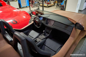 Sportovní elektromobil StudentCar Titan na premiéře na VŠB-TUO Sportovní elektromobil StudentCar Titan na premiéře na VŠB-TUO