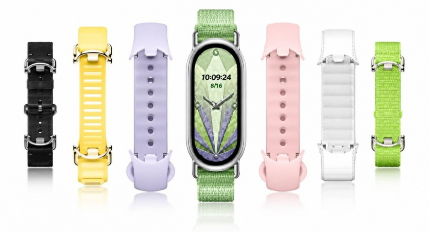 Xiaomi Smart Band 11 (1) Xiaomi Smart Band 11 s různými náramky