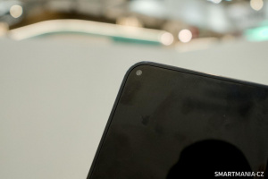 Maketa chystaného ohebného smartphonu iPhone Ultra Maketa chystaného ohebného smartphonu iPhone Ultra