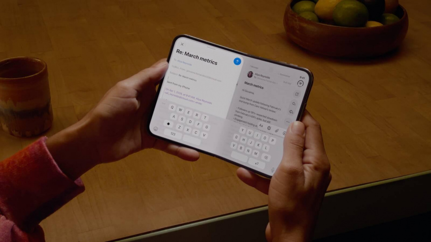 Možné využití ohebné skládačky Apple iPhone Duo Možné využití ohebné skládačky Apple iPhone Duo