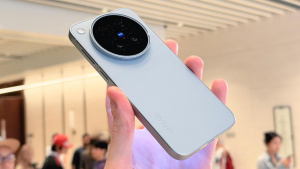 Vivo X500 Pro na snímku pořízeném na oficiální premiéře v Šanghaji Vivo X500 Pro na snímku pořízeném na oficiální premiéře v Šanghaji