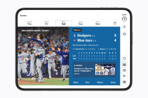 Apple Iphone Duo Optimized Apps Mlb Big.jpg.large 2x Apple Iphone Duo Optimized Apps Mlb Big.jpg.large 2x