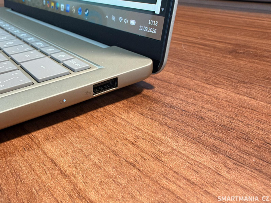 USB-A u Asus Zenbook 14 Ux3480KA USB-A u Asus Zenbook 14 Ux3480KA