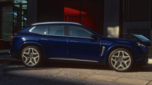 Detailní pohled na elektromobil Mercedes-Benz AMG GT SUV Detailní pohled na elektromobil Mercedes-Benz AMG GT SUV