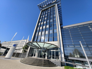 Centrála společnosti Zeiss v německém Oberkochenu Centrála společnosti Zeiss v německém Oberkochenu
