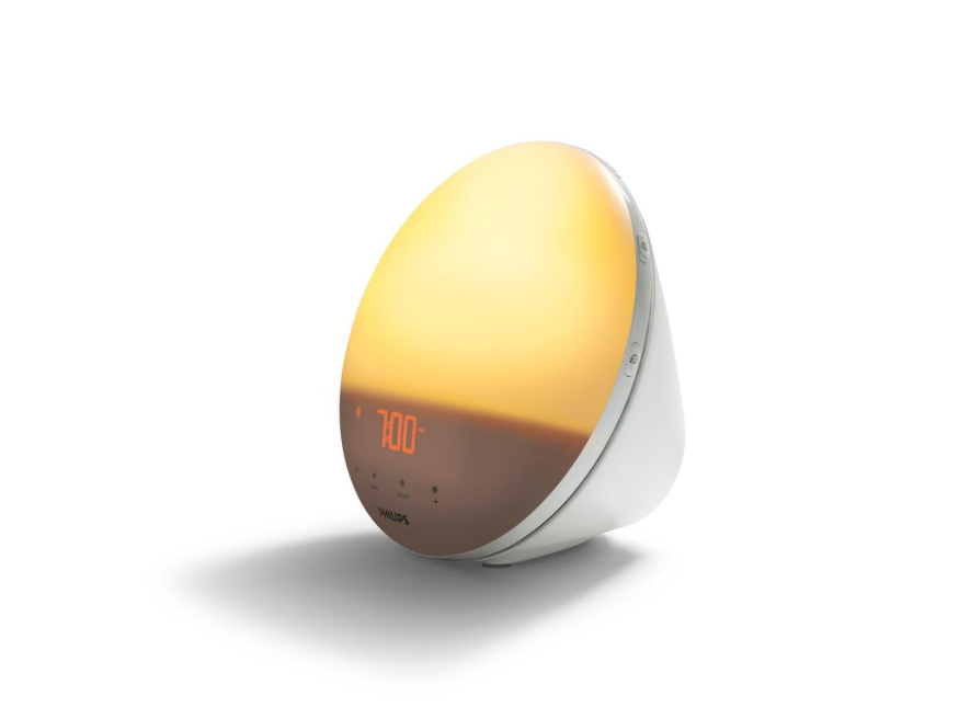 Philips SmartSleep HF3531 Philips HF3531 s rozsvícenou kruhovou plochou, displejem a ovládacími prvky vpředu a na boku